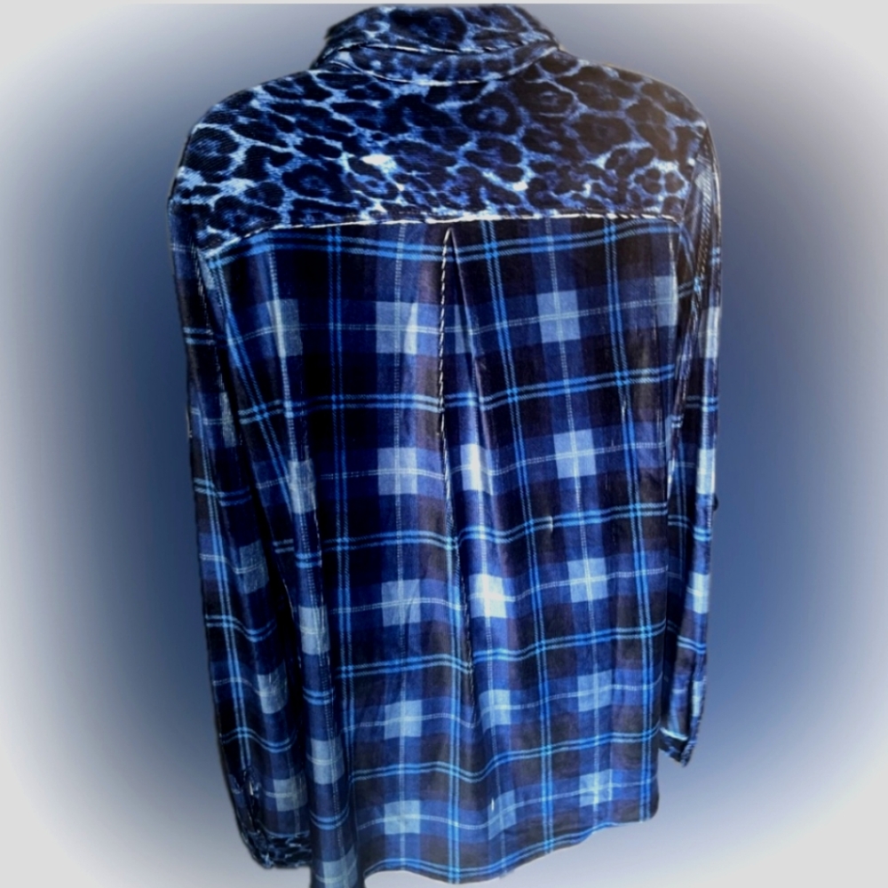 SUSAN GRAVER weekend TOP blouse LIKE NEW snap front LONG SLEEVE - Picture 3 of 3